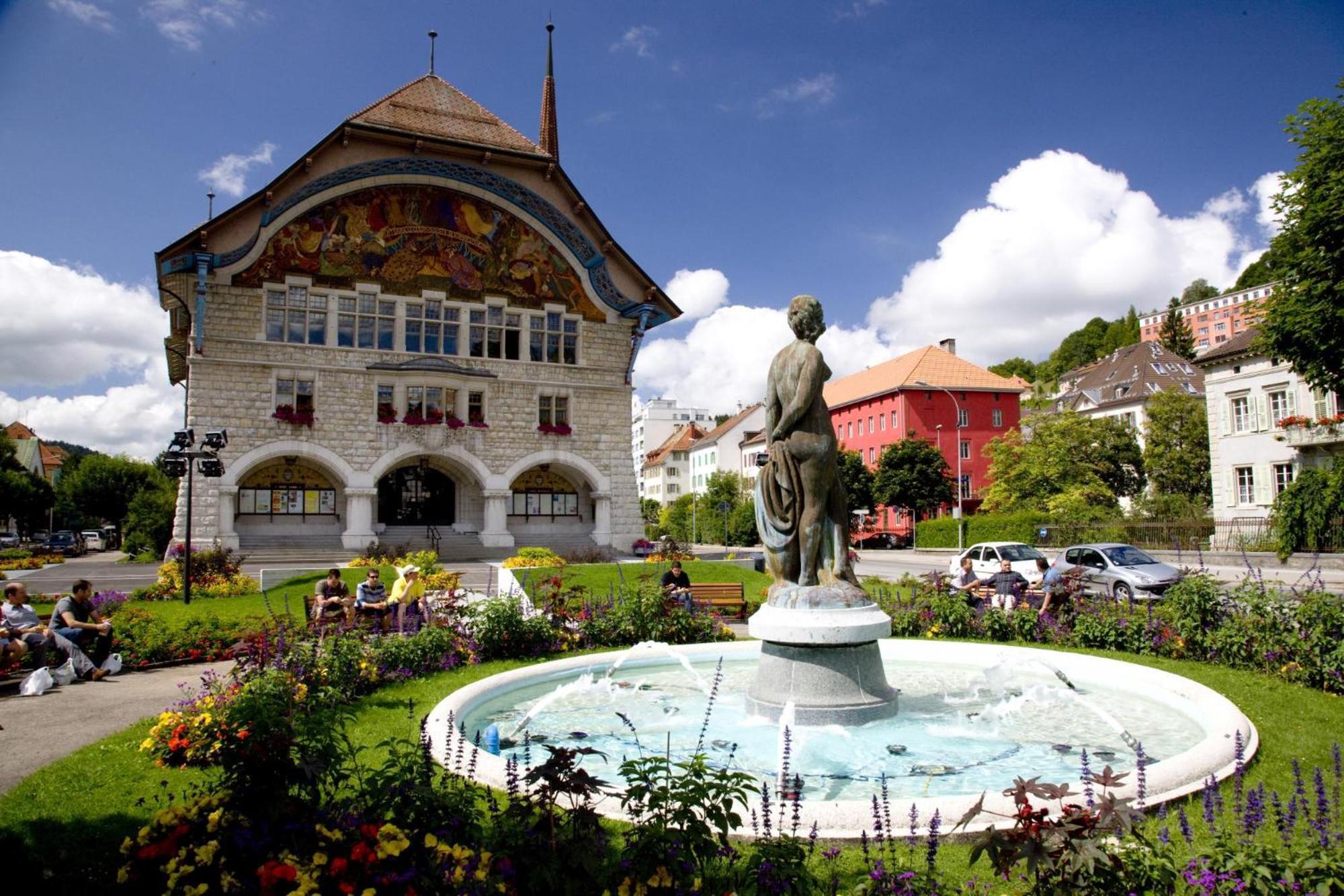 Hotel Des Trois Rois Le Locle Exterior photo